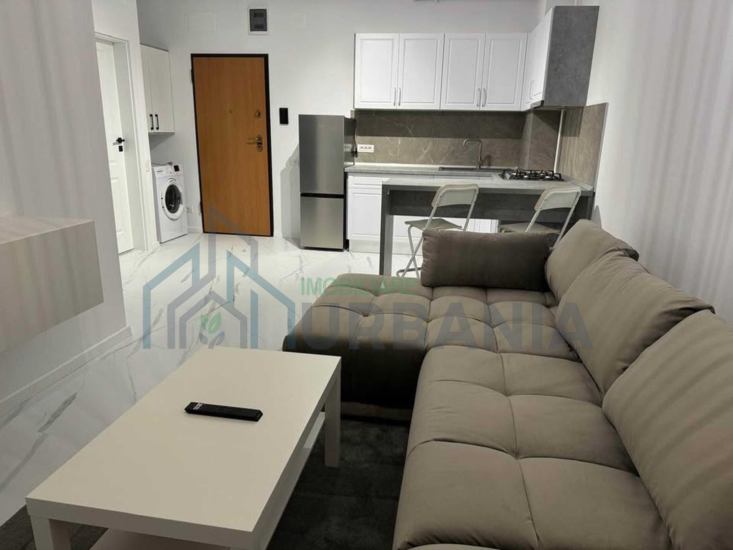 Apartament cochet de închiriat, zona linistita - Poză 5