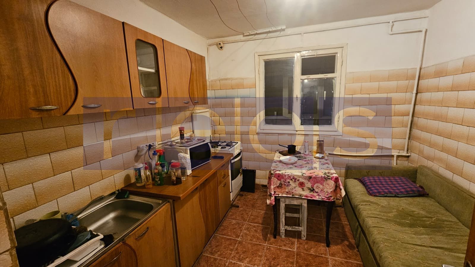 DE VANZARE 3 CAMERE DECOMANDAT | 2 BAI | BLOC REABILITAT | GHENCEA - Poză 4