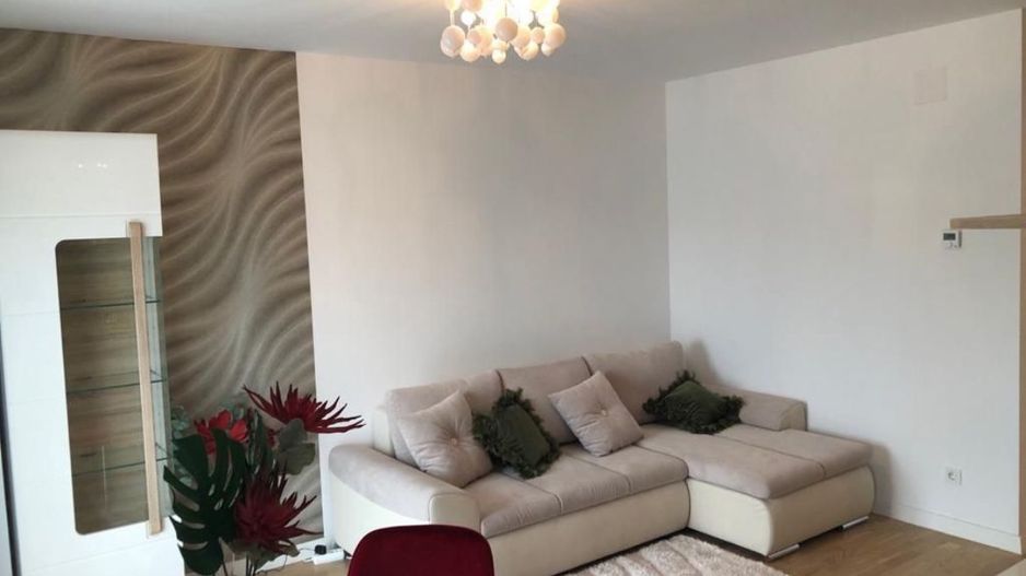 AP. 3 CAMERE ARCADIA, LOC PARCARE, INCALZIRE PARDOSEALA, METROU 5 MIN - Poză 2