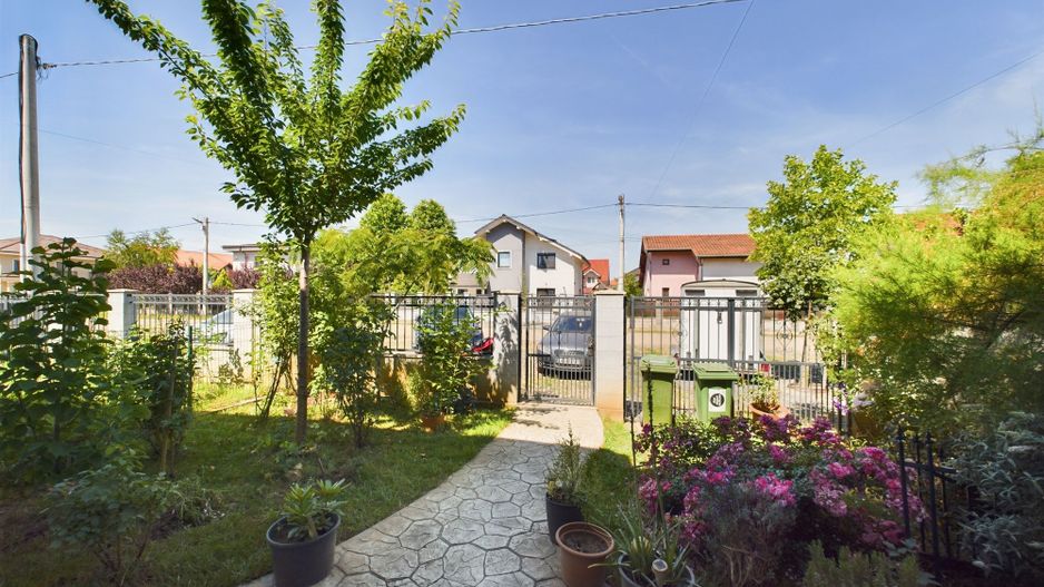 Duplex 1/2 Moşniţa Nouă - Poză 32