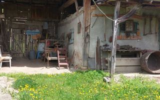 casa la tara in localitate la 30 kilometri de oras - Poză 2