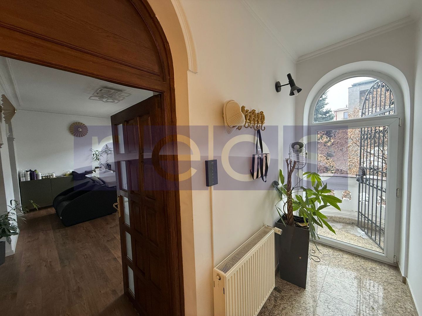 INCHIRIERE SPATIU SALON  DE LUX IN VILA | DOROBANTI | MOBILAT-UTILAT - Poză 18