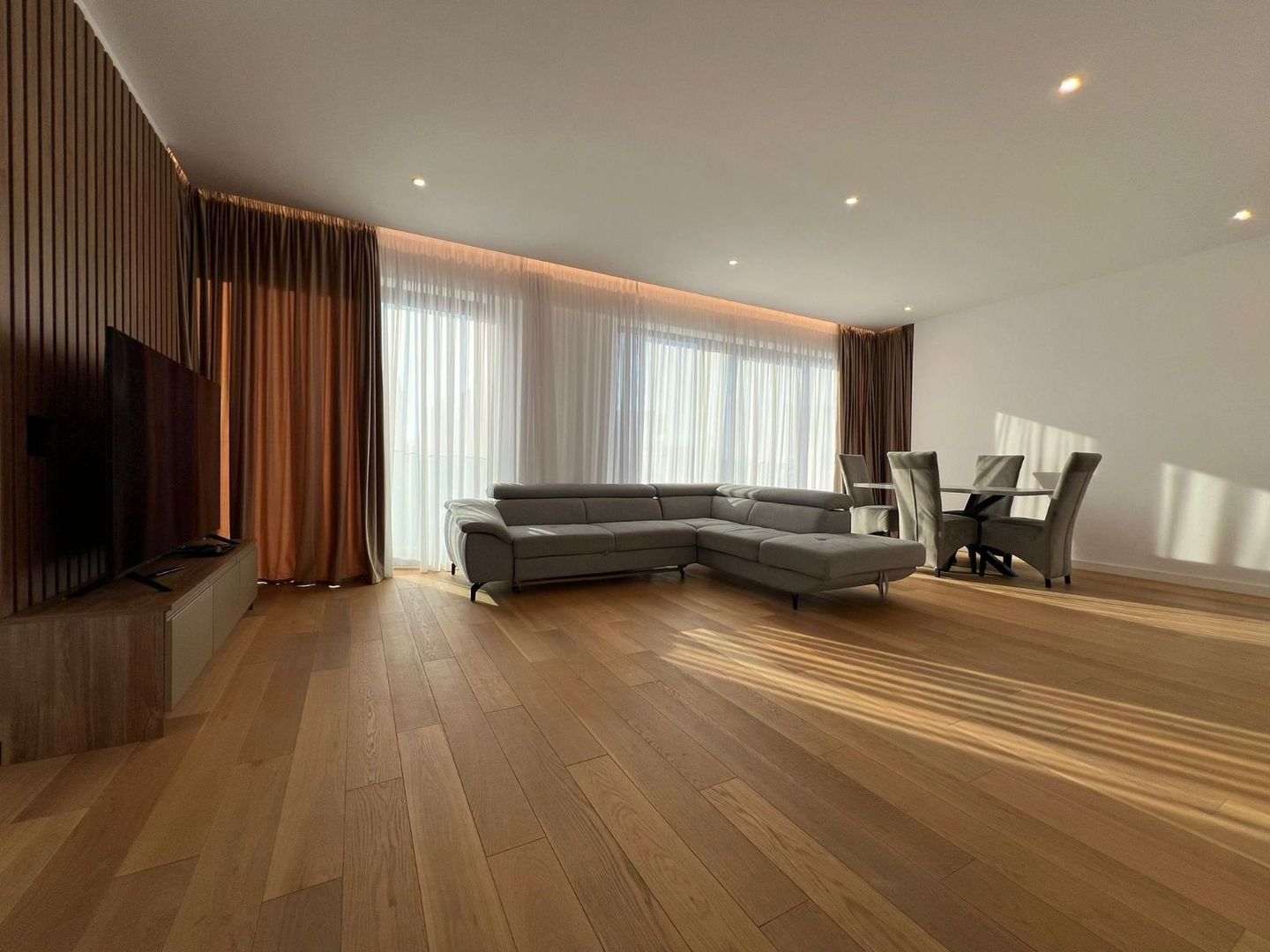 Apartament High End I 4 Camere în One Herăstrău Towers - Poză 9