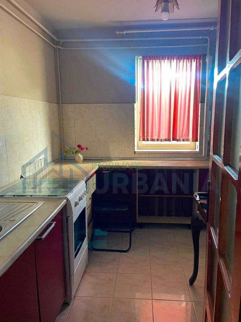 Apartament 3 camere decomandat de inchiriat, Pacurari, Iasi, central, centrala proprie, proaspat renovat - Poză 4