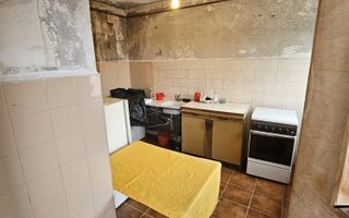 Apartament 3 camere, Ultracentral, Costesti - Poză 11