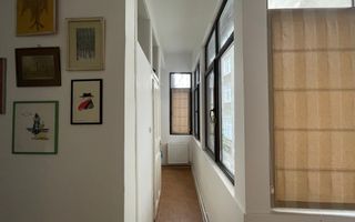 Apartament spectaculos de 4 camere într-o vilă cu farmec istoric pta Victoriei - Poză 12