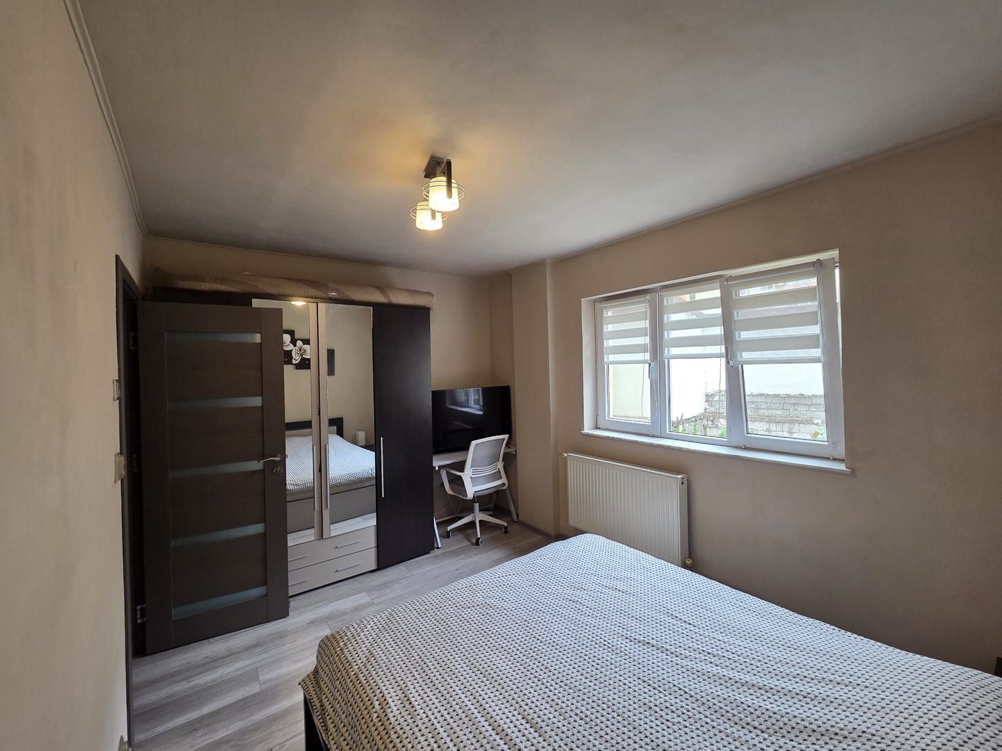3 CAMERE, DAMBOVITA, PARTER - Poză 9