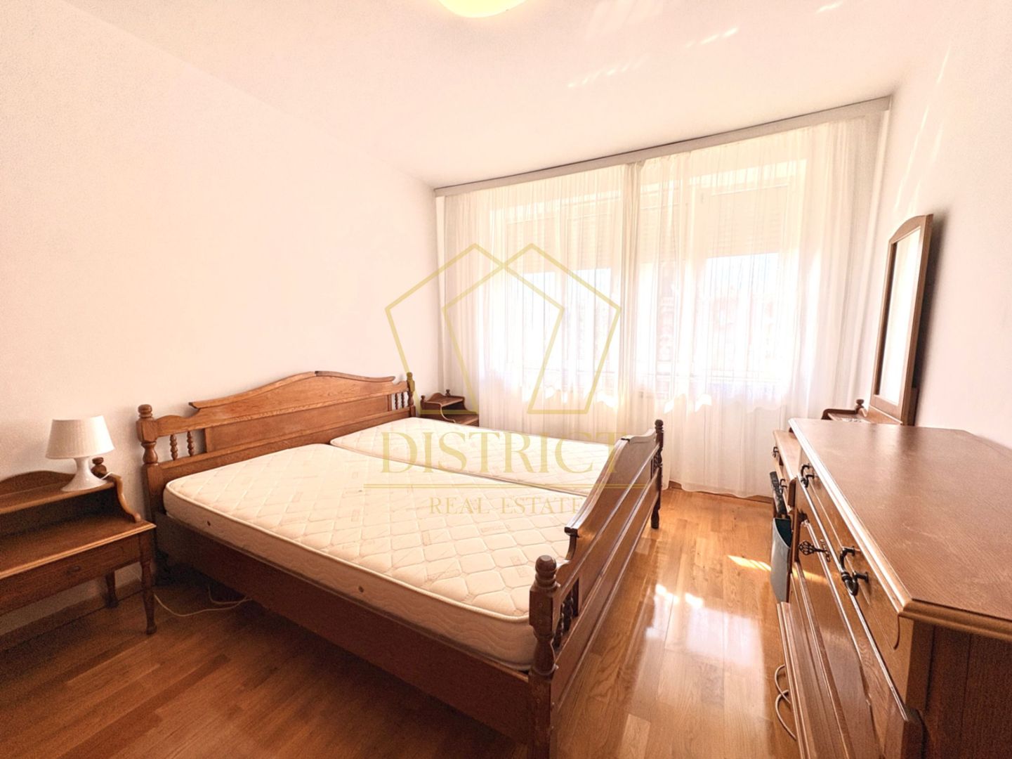 Apartament spațios cu 3 camere | Ultracentral - Poză 9