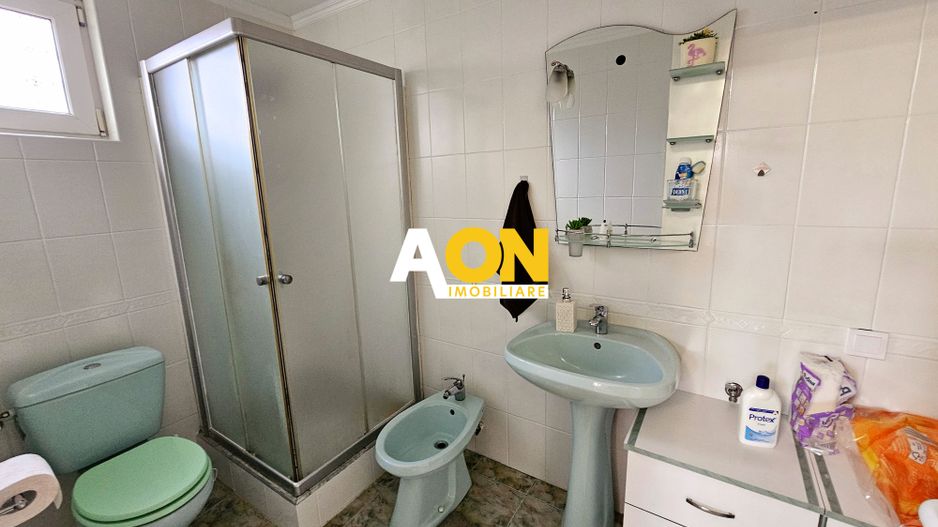 Casa 4 camere, cu garaj si pivnita, 269 mp teren, zona Lipoveni - Poză 6