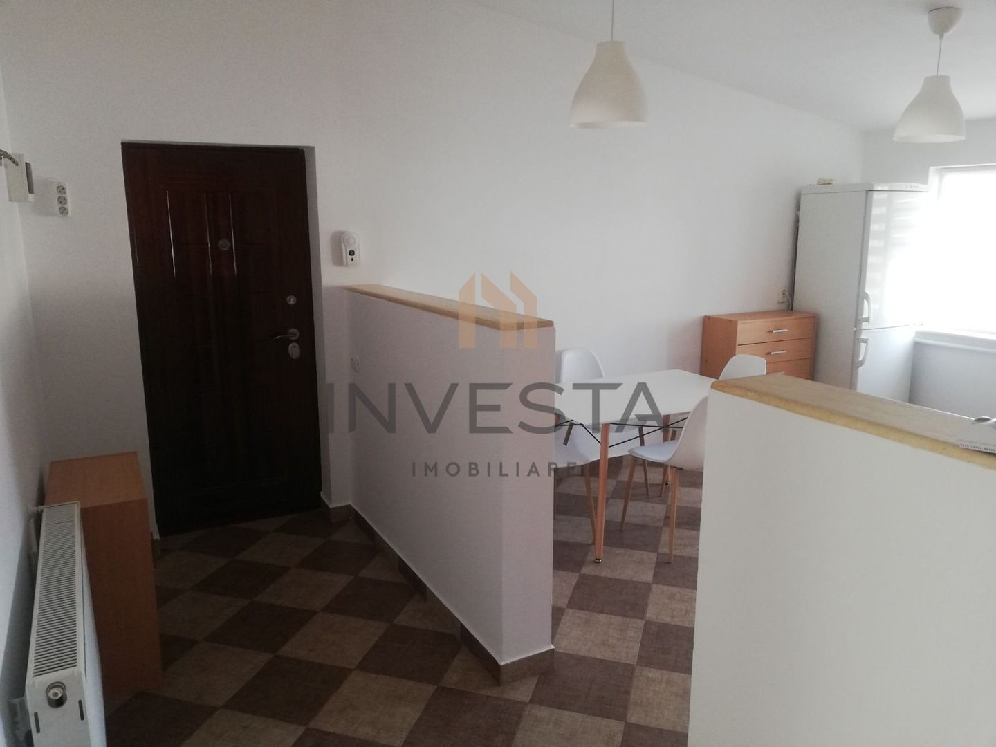 Apartament 2 camere decomandat, cartier Intre Lacuri, zona Iulius Mall - Poză 3