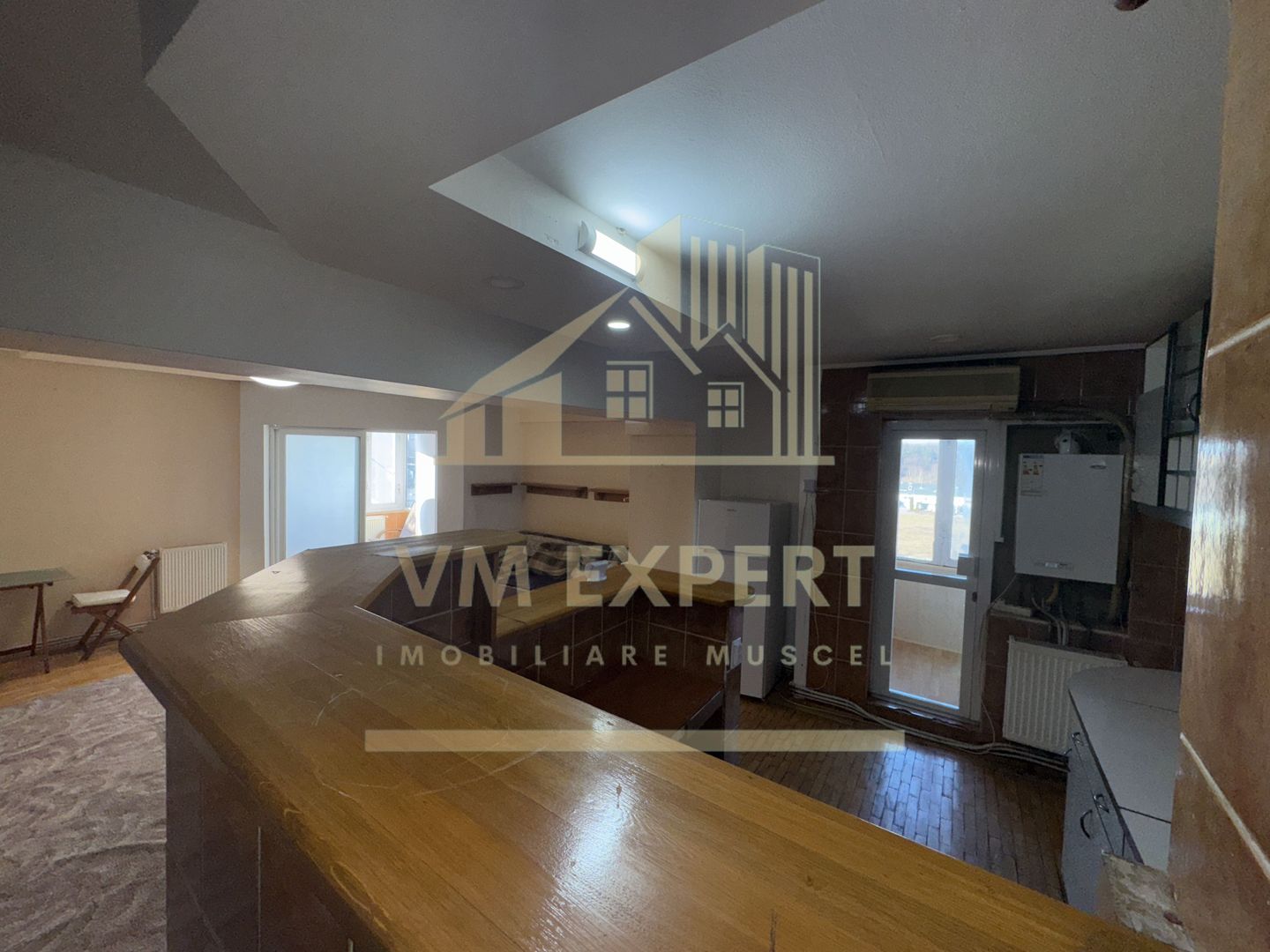 APARTAMENT 3 CAMERE ETAJ 7/8 LIFT 109MP CAMPULUNG - Poză 23