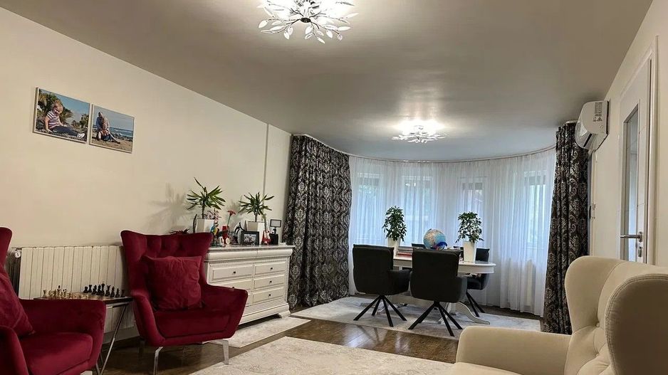 Vila de vanzare Corbeanca| langa lac si Paradisul Verde - Poză 8