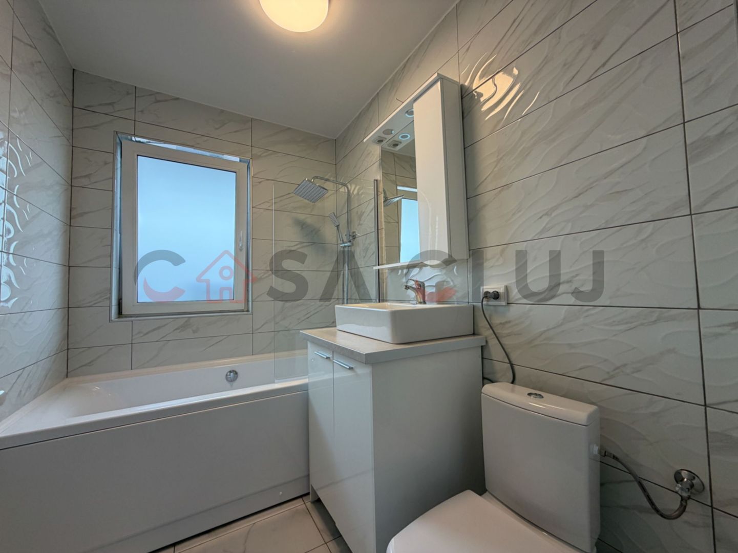 2 camere, parcare subterana, terasa de 15 mp - Poză 7