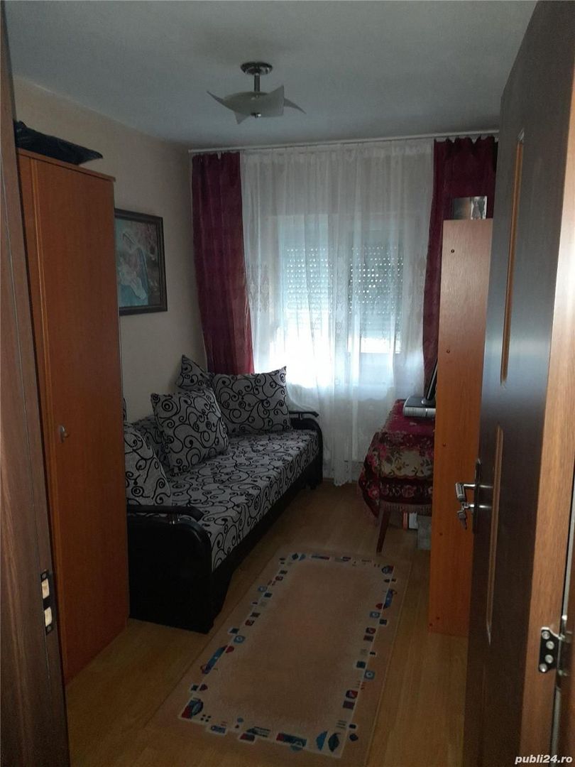 Apartament 3 camere zona Lipovei - Poză 5
