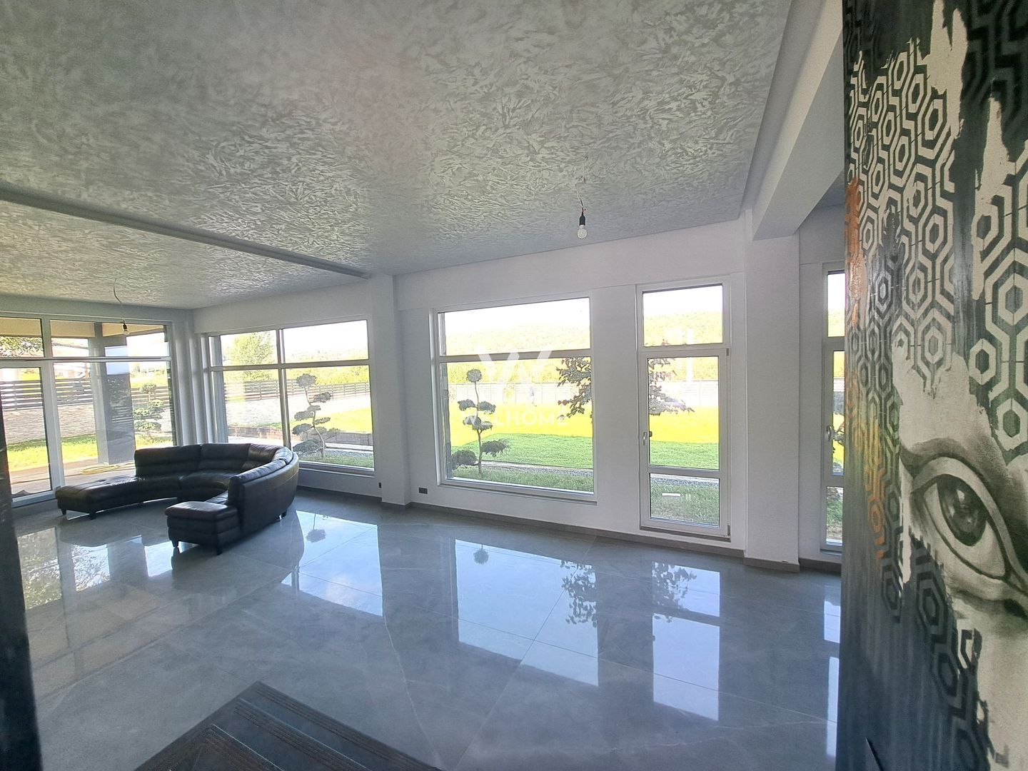 Vilă modernă premium cu piscină interioară, teren 1200 mp și panoramă - Poză 29