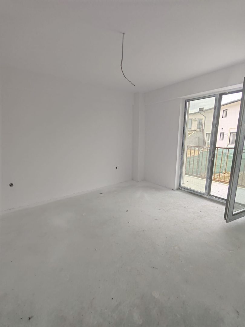 Apartament 2 camere 68 mp Bucium 85000 euro - Poză 2