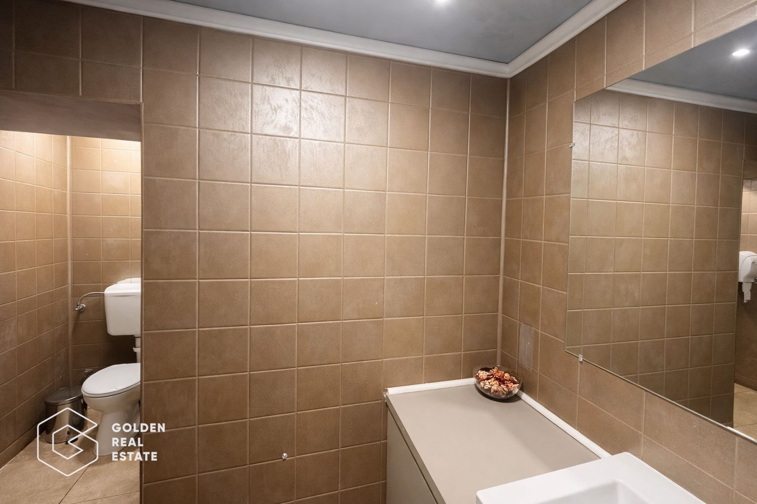 Oportunitate!Spatiu comercial central, 160mp, 5 camere, centrala proprie,parcare - Poză 15