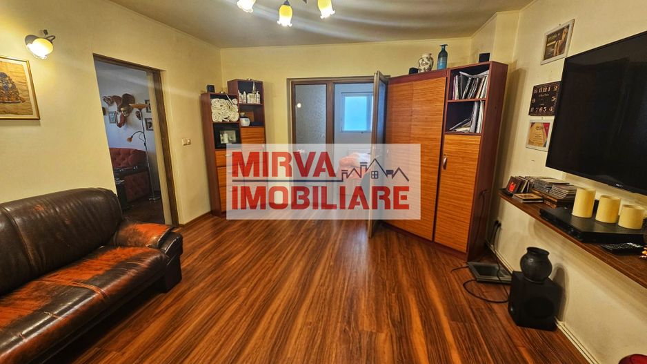 Casa P+1E+M, cu 5 camere în Cantacuzino – ideală birouri sau locuință - Poză 30