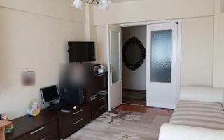 4 camere  etaj 1 zona Turist-Sagului - Poză 3