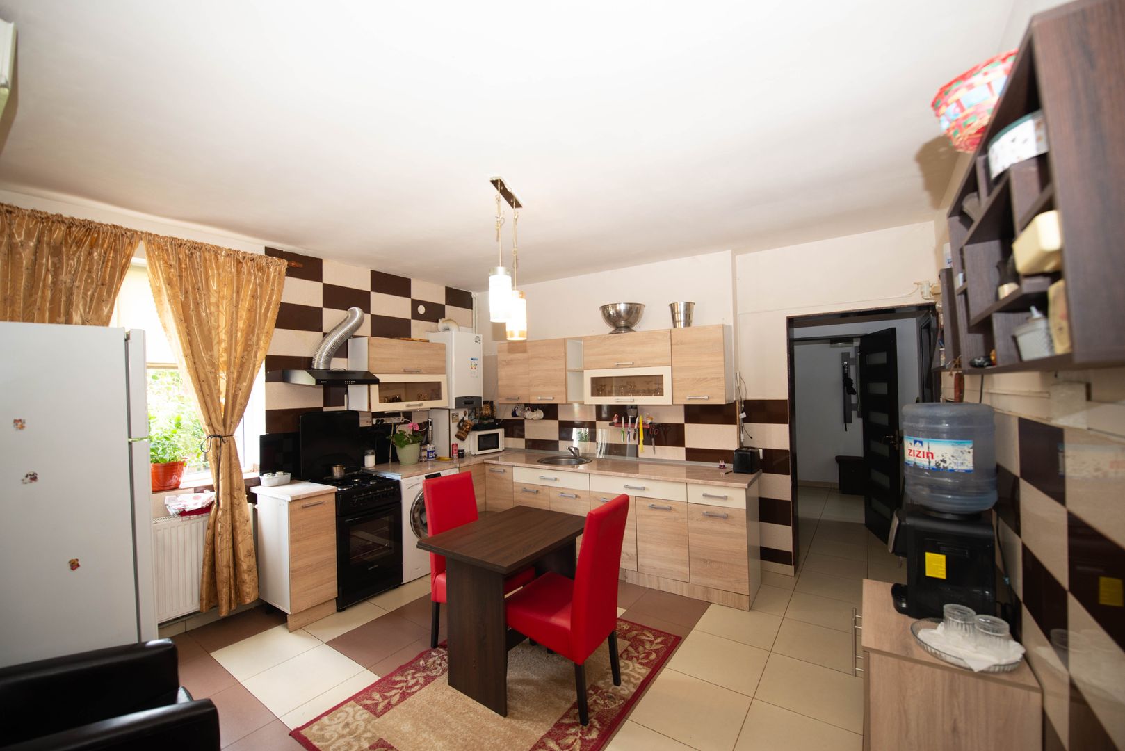 Casa Vila individuala spatioasa cu gradina de vanzare comuna Berceni - Poză 9