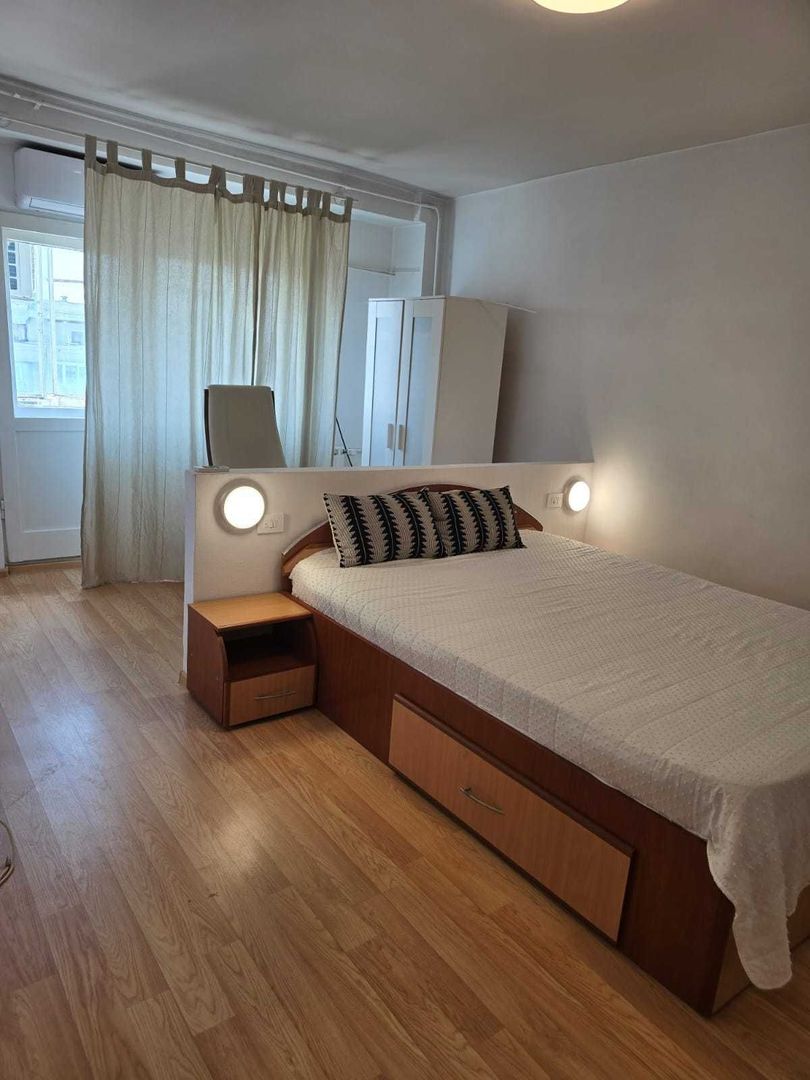 Vanzare Apartament 2 Camere Bd. Decebal - Între Piața Alba Iulia Și Metrou Munci - Poză 2