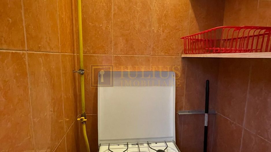 1 Camera ultracentral, in zona Medicina - Poză 9