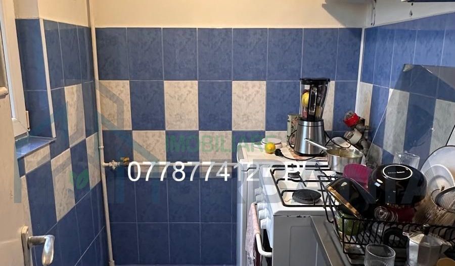 Garsonieră de vânzare în zona Podu Roș, Iași - Poză 5