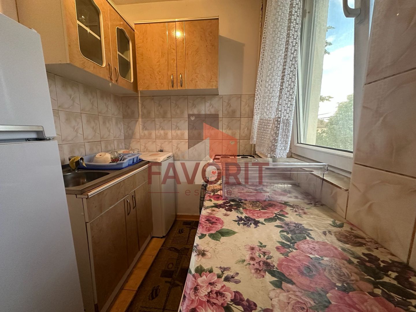 3 camere | etaj 1 | mobilat si utilat | zona excelenta | - Poză 3