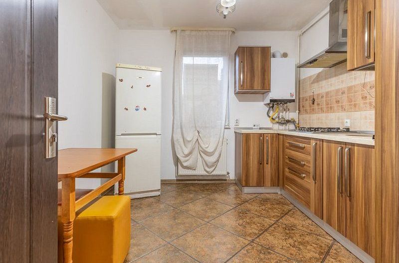 Vânzare apartament cu 2 camere, 62 mp utili, situat într-un imobil tip vilă - Poză 10