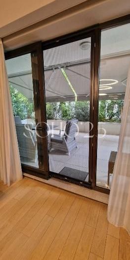 LUX !!! 3 Camere transformate in 2 , terasa de 46mp, mobilat si utilat complet, - Poză 13