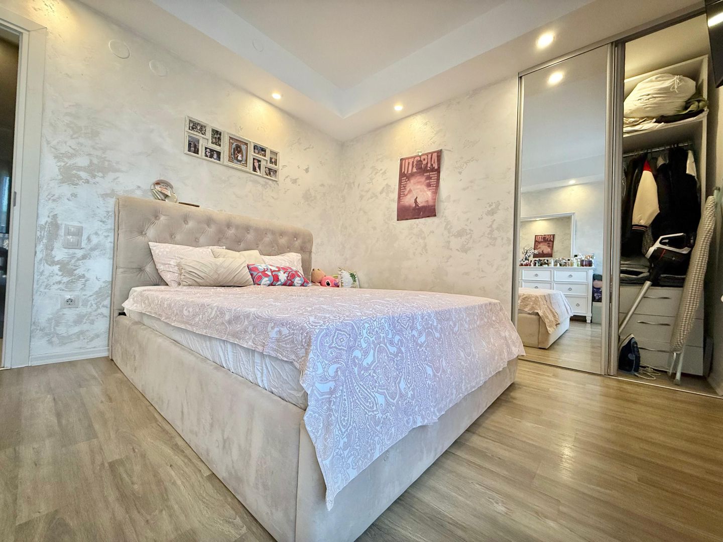 COSMOPOLIS - Apartament cu 2 camere, mobilat si utilat. - Poză 7