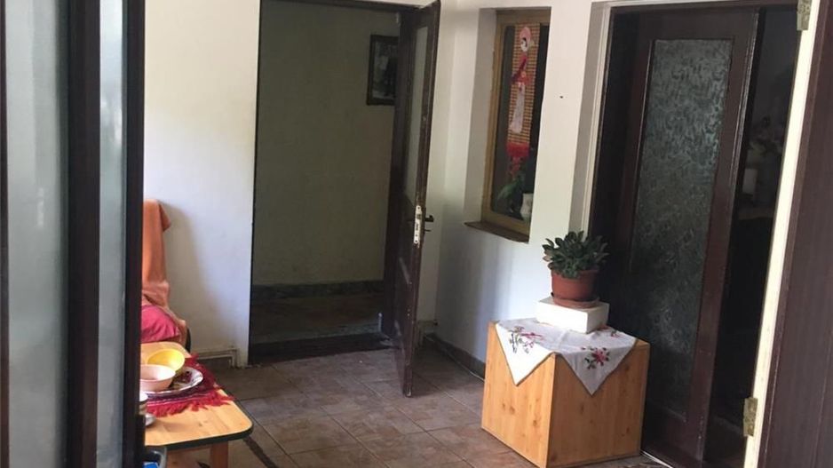 vanzare casa - Busteni ( doua corpuri de cladire si teren) - 0% comisi - Poză 8