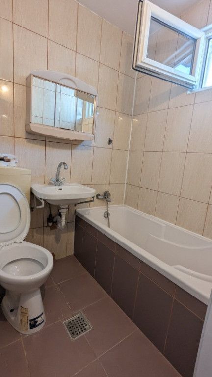 Casa Crangasi | 3 Camere | 5 min de mers Metrou Crangasi - Poză 9