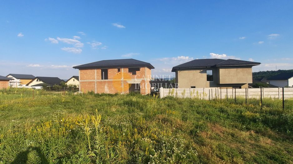 🏡 Teren intravilan - Valea Adâncă, zona 5 Drumuri 🏡 - Poză 3