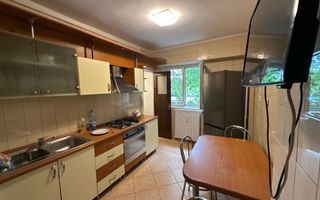 Apartament incapator cu trei camere, zona Vatra Luminoasa - Poză 5