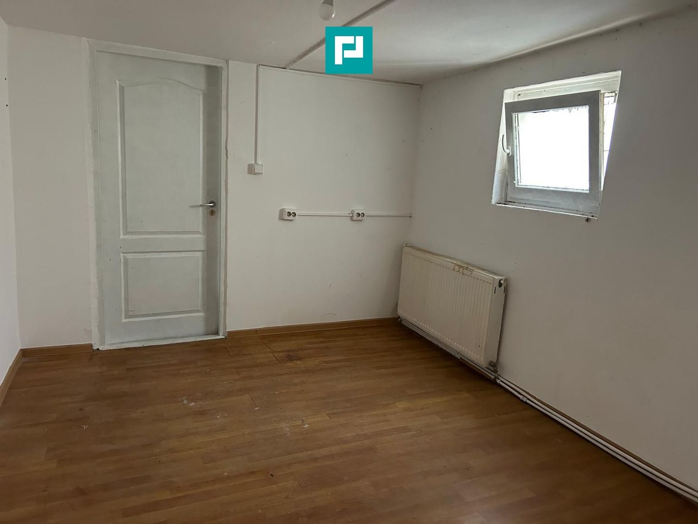 Spațiu depozitare, 25 mp, Complexul Studențesc - Poză 1