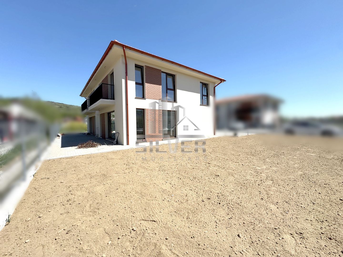 Casa cuplata in zona accesibila cu CF/TVA INCLUS. - Poză 1