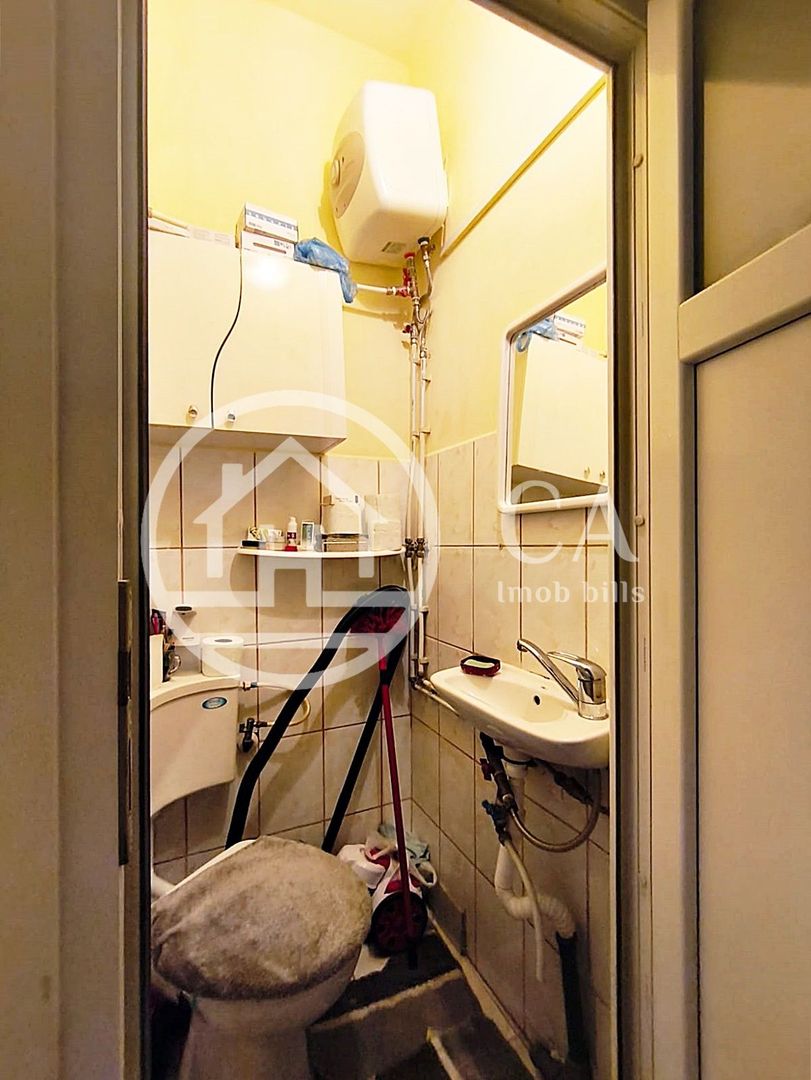 Proprietate mixta de vanzare apartament si spatiu comercial, Oradea - Poză 10