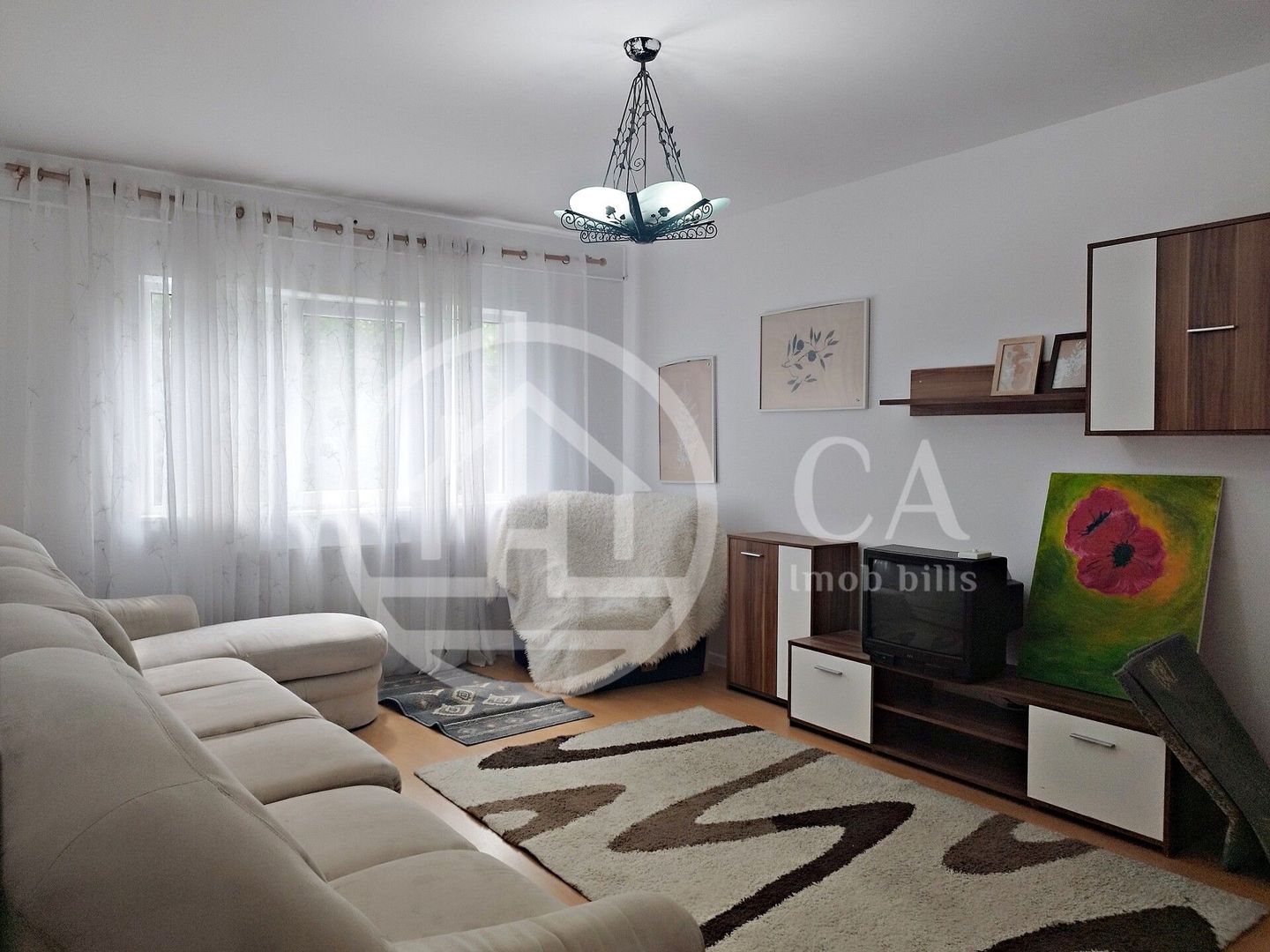 Apartament cu 2 camere de vanzare in zona Decebal, Oradea - Poză 1
