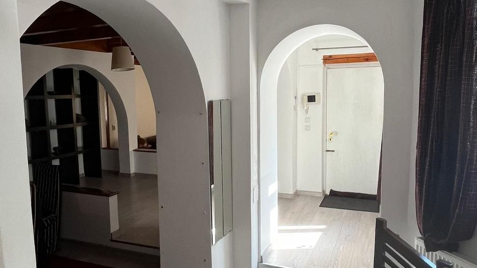 Vila cu piscina Herastrau | Panouri solare | Parcare | Rezidential sau birouri - Poză 4