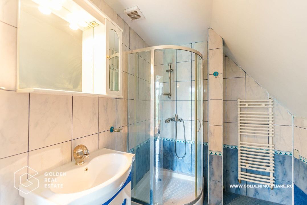 Oportunitate de investiție, vila pretabila pentru  afacere de familie - Poză 11