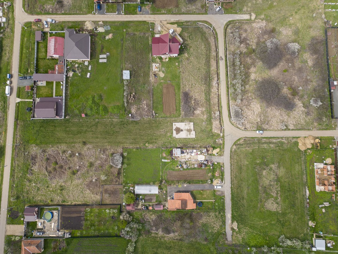 Teren intravilan cu fundație in Frumuseni - Poză 2