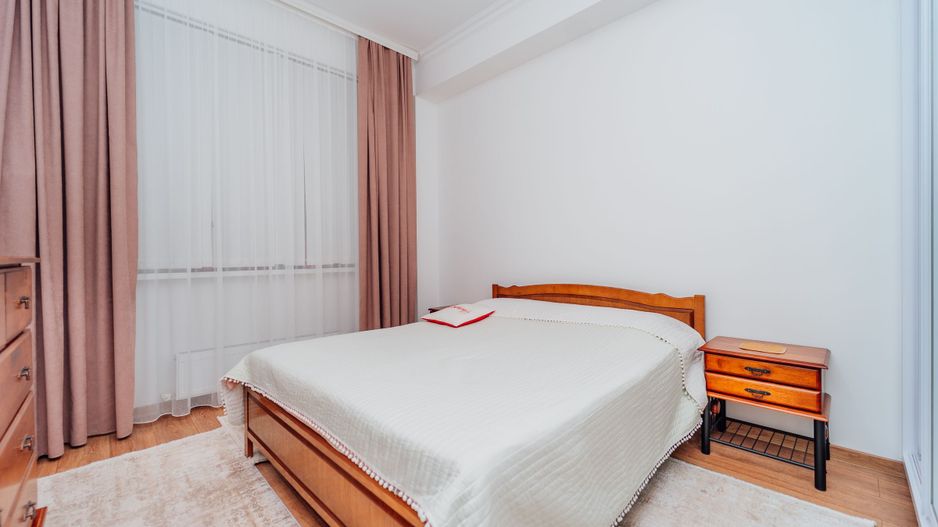 Apartament cu 2 camere, Centru - Poză 10