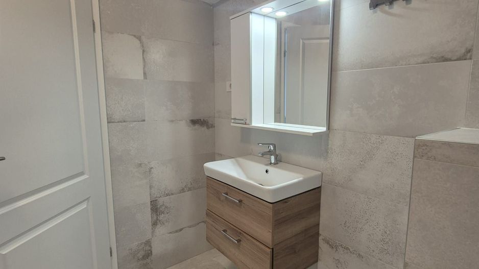 Apartament cu 2 camere/ Incalzire in pardoseala - Poză 8