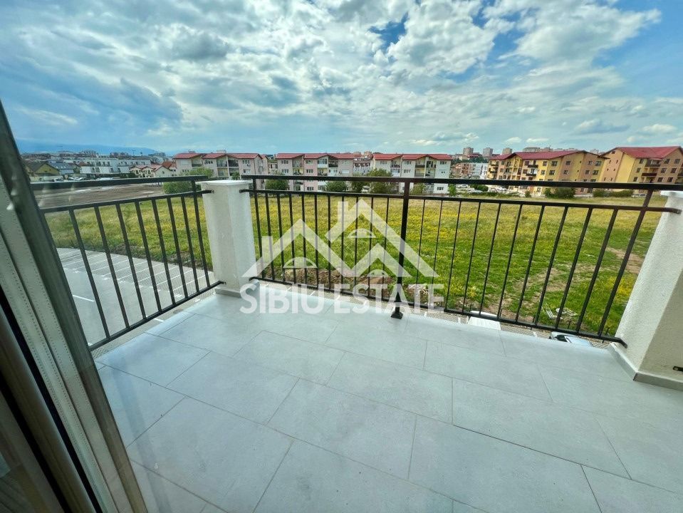 Apartament cu 3 camere cu gradina,intabulat Selimbar - Poză 1