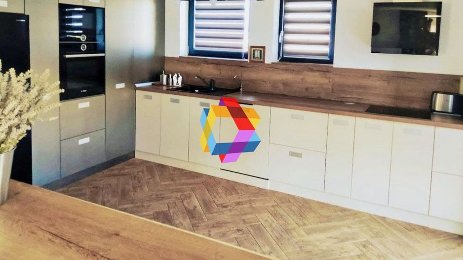 Casă 420 mp Cristian - Poză 12