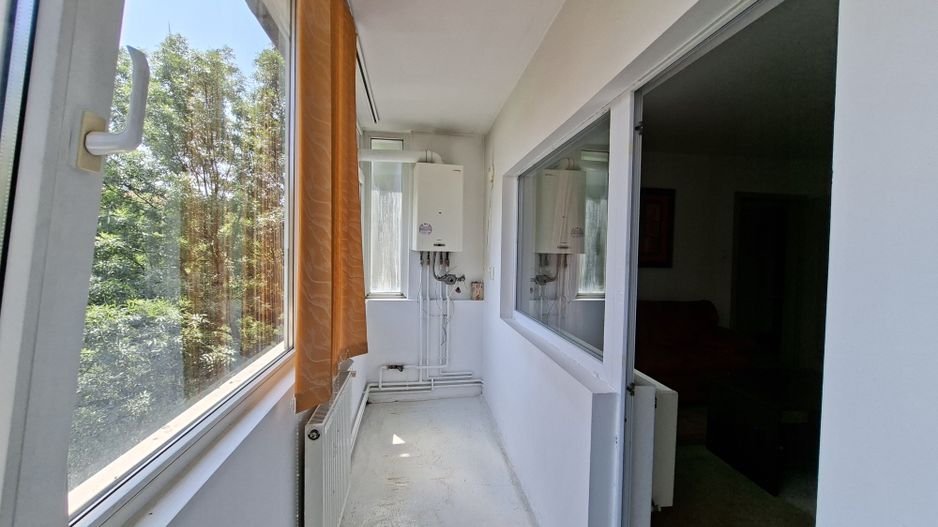 Apartament cu 3 camere,  decomandat,  5 minute de Iulius Mall,  garaj - Poză 4