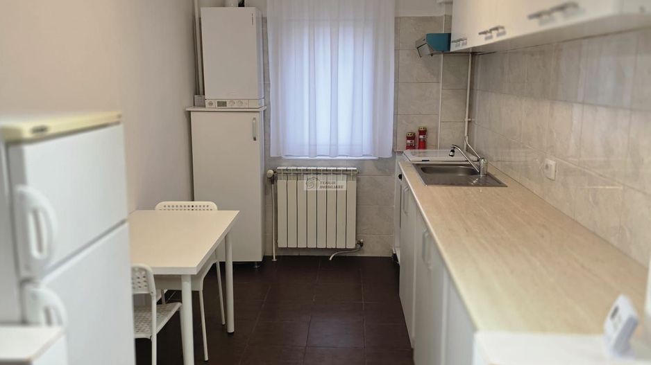 De inchiriat GARSONIERA /parter/Focsani SUD/ vis-a-vis de PETROM - Poză 5