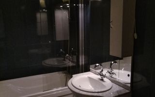Apartament cu 2 camere, mobilat, cu teren și parcare - Floresti. - Poză 4