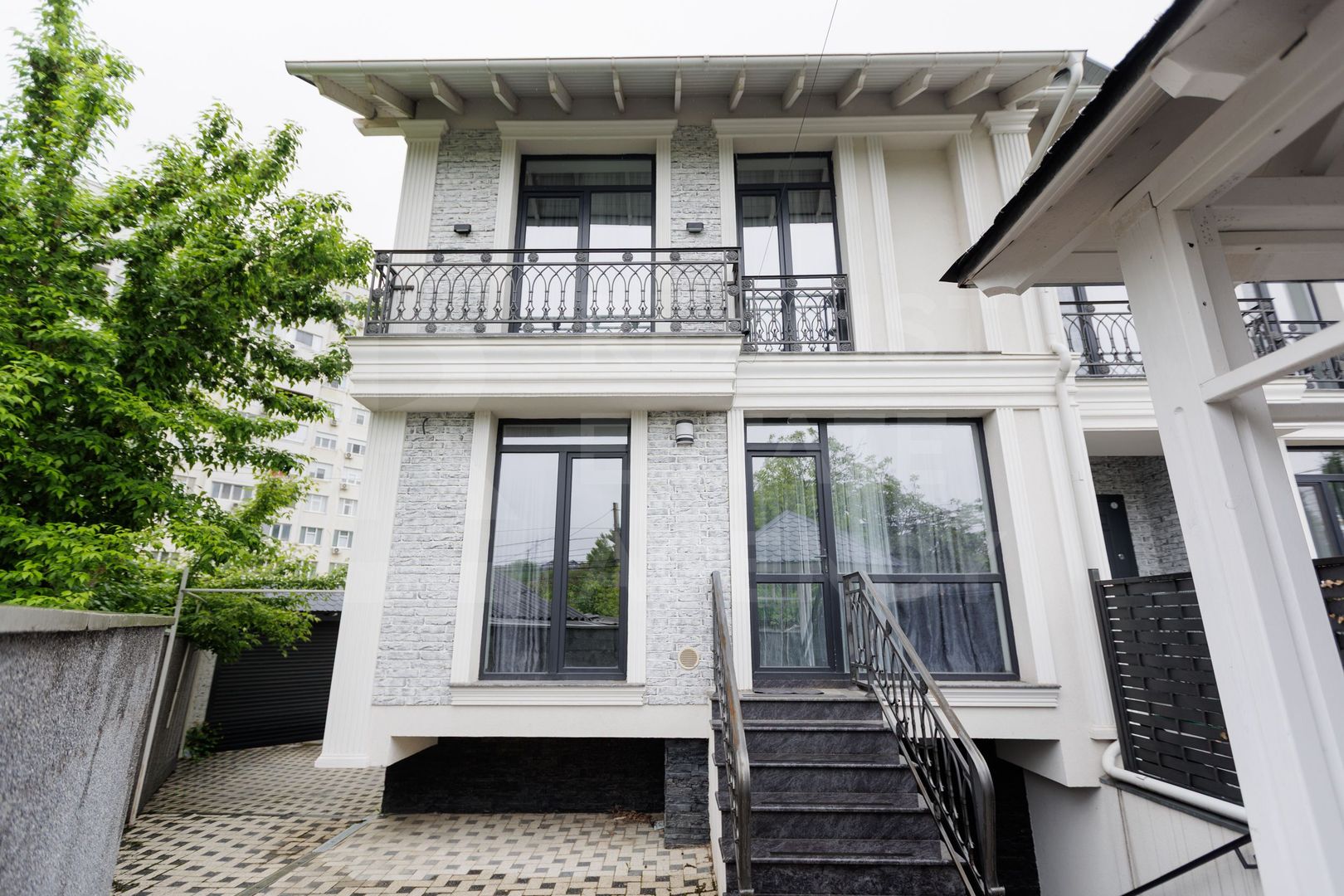 Chirie duplex, 4 camere,  str. Alexandru Marinescu Buiucani. - Poză 1